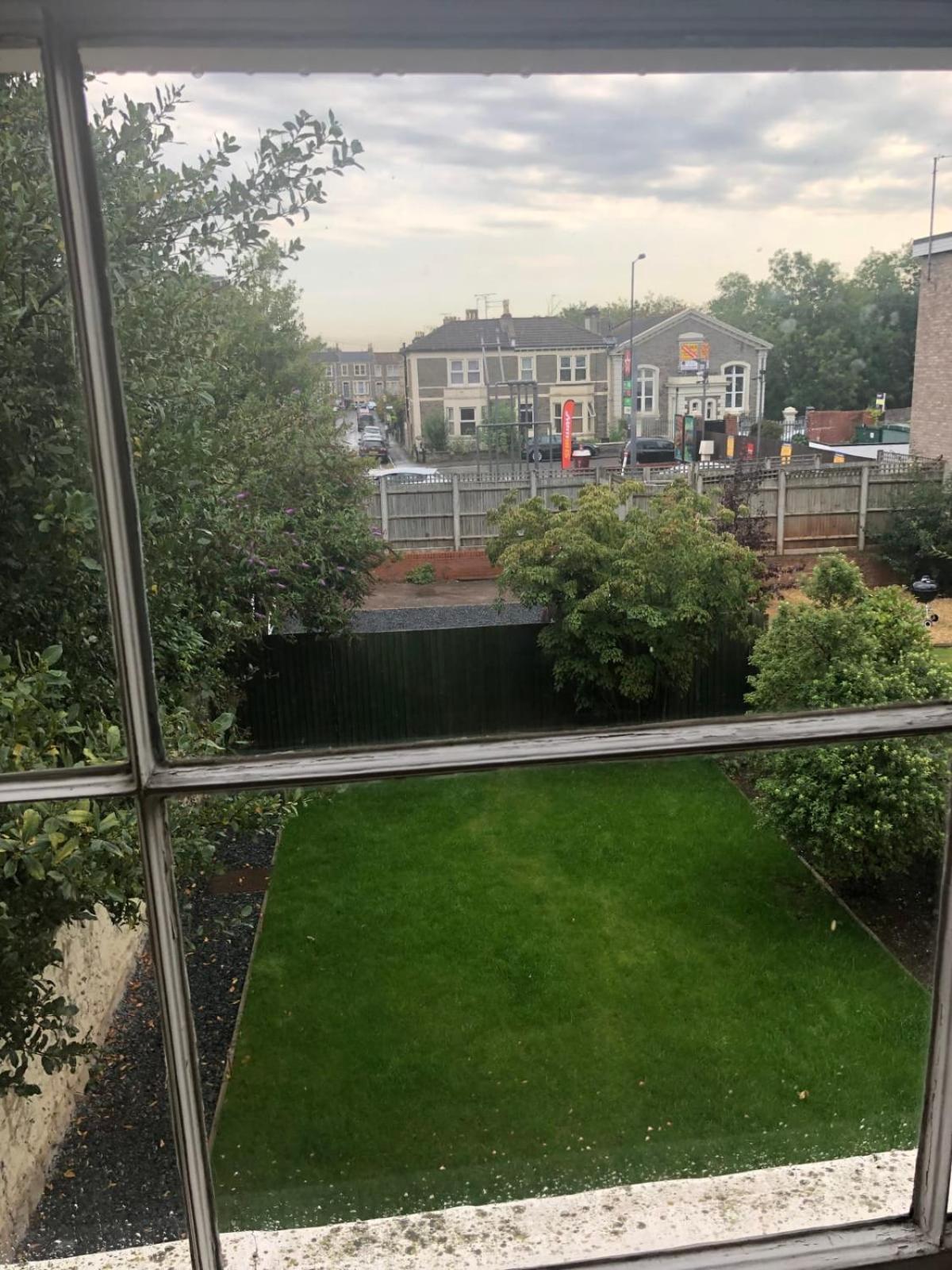 Higgihaus 7 Bed Sleeps Up To 18 Big Groups Best Location Bristol Bagian luar foto
