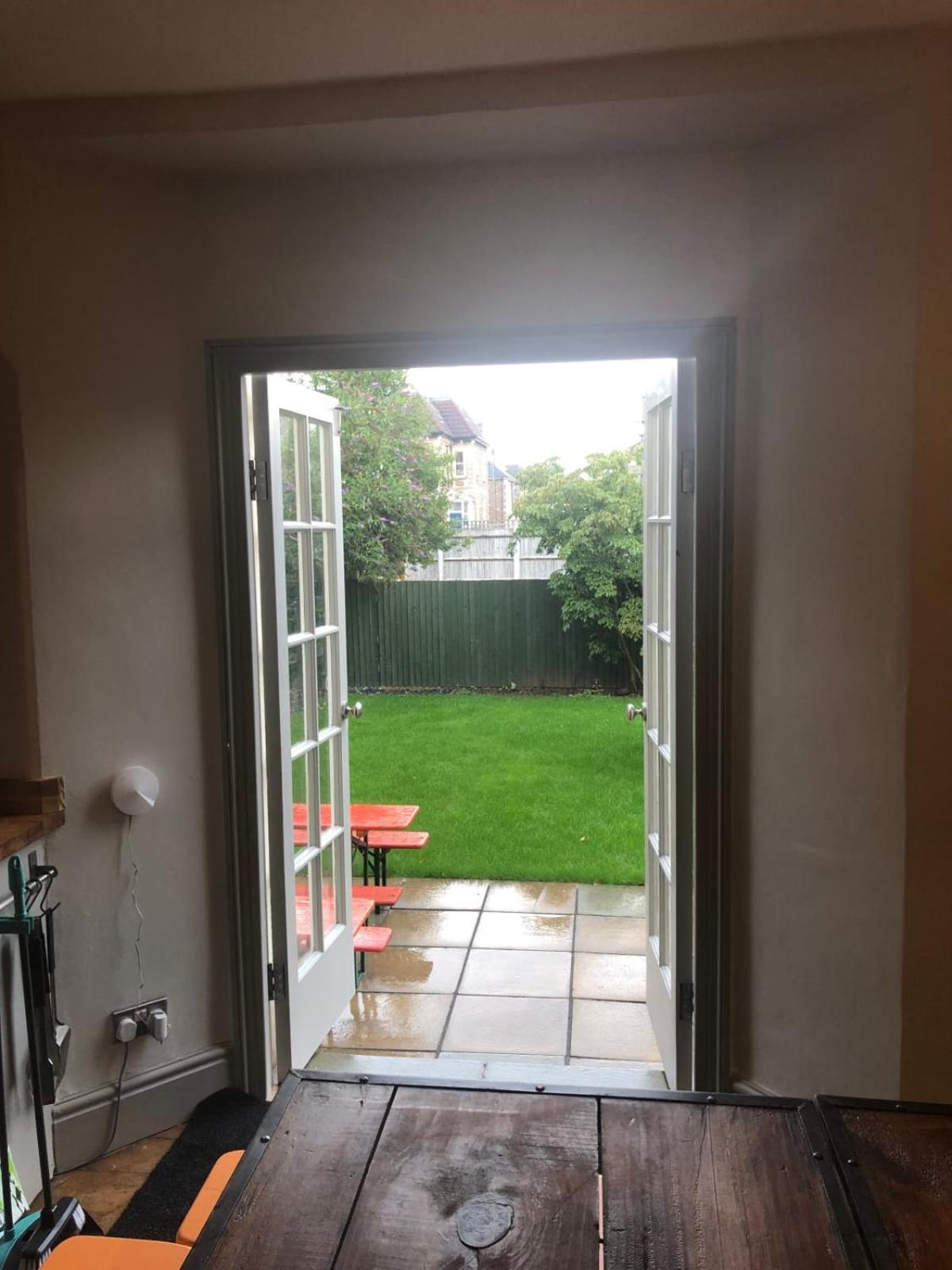 Higgihaus 7 Bed Sleeps Up To 18 Big Groups Best Location Bristol Bagian luar foto