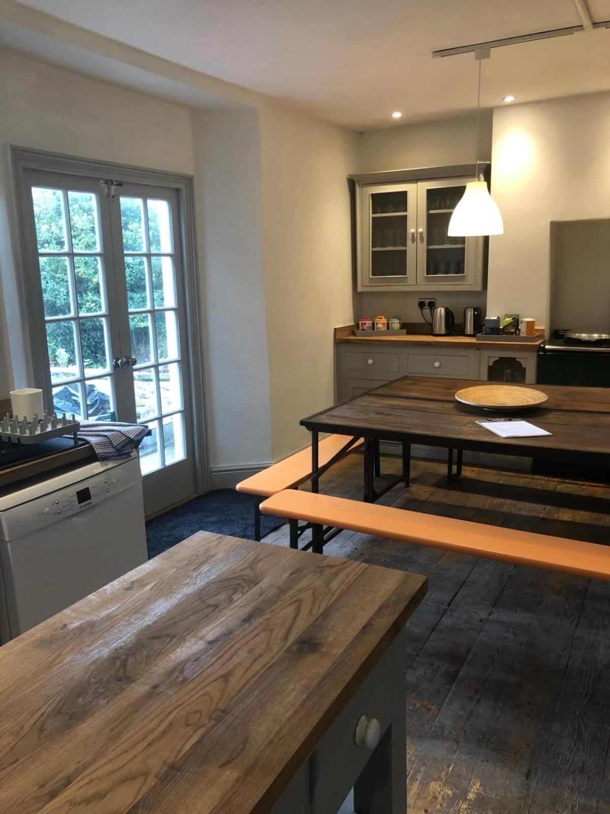 Higgihaus 7 Bed Sleeps Up To 18 Big Groups Best Location Bristol Bagian luar foto