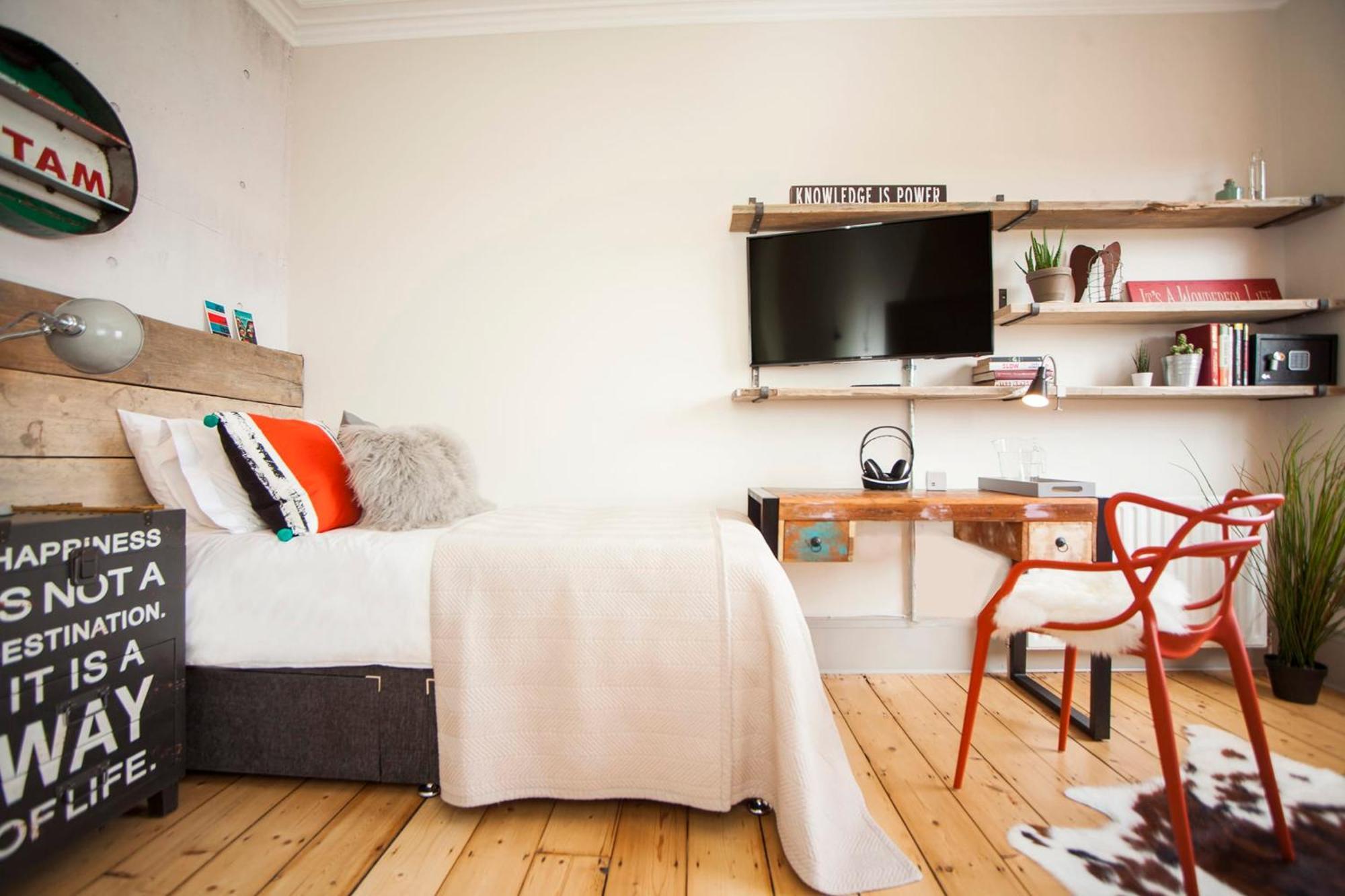 Higgihaus 7 Bed Sleeps Up To 18 Big Groups Best Location Bristol Bagian luar foto